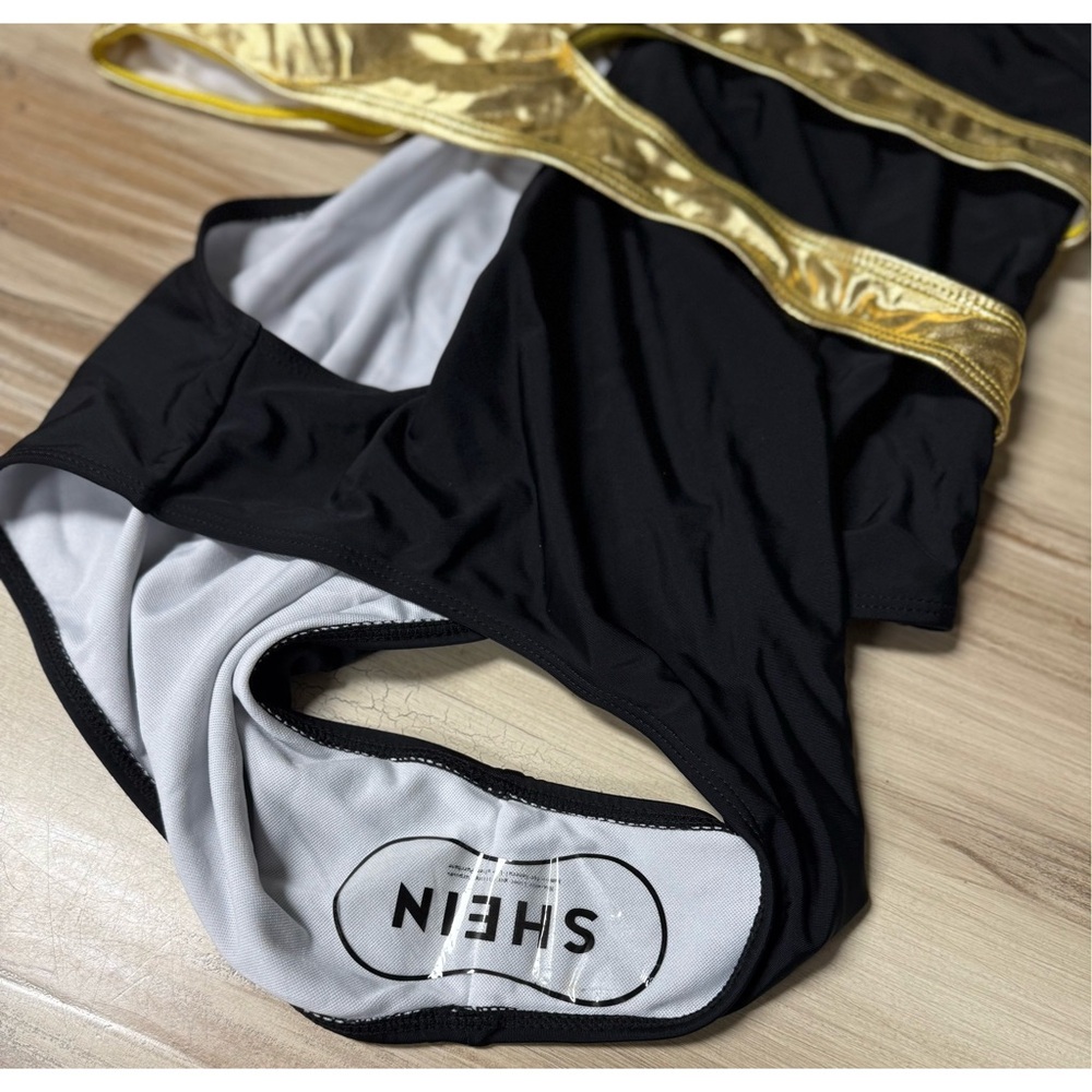 NWOT Shein One-Piece Strappy Bathing Suit Black & Gold Plus Size 2XL - Picture 3 of 5